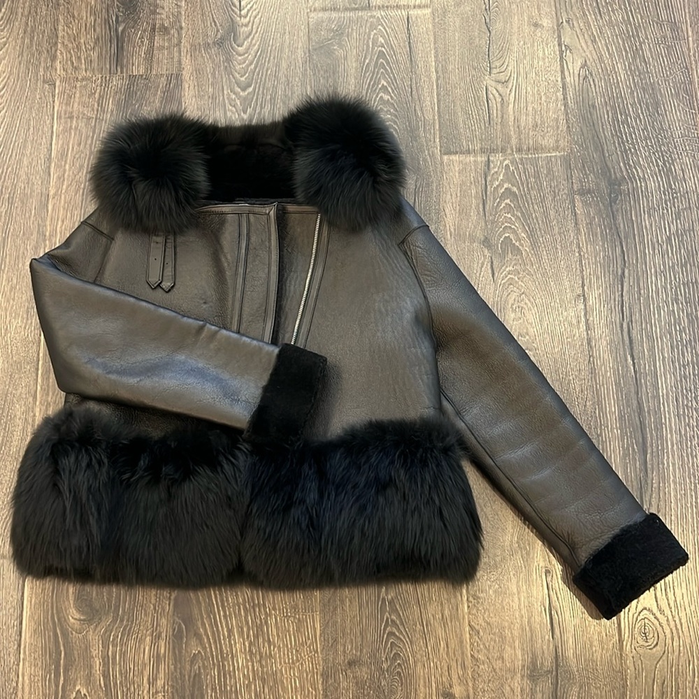Peri Luxe real shearing coat/jacket with fox fur
